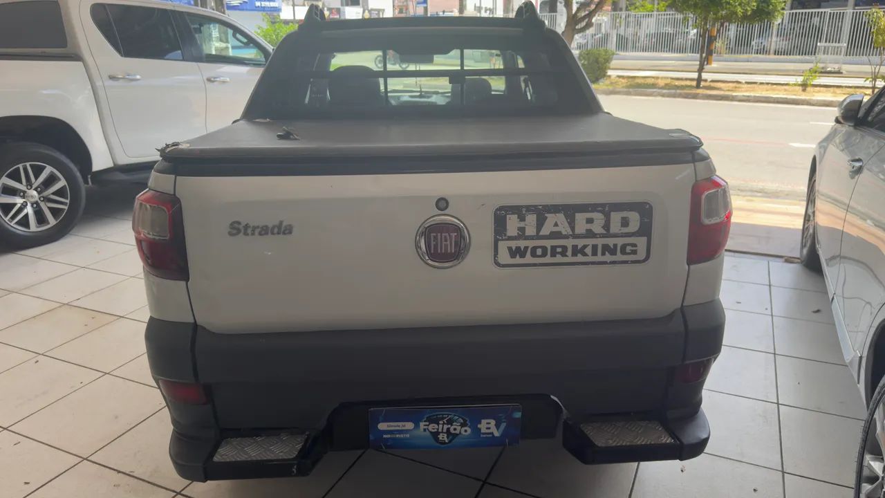 Fiat Strada Working Hard 1.4 Fire Flex 8V CD 2019 - Foto 5