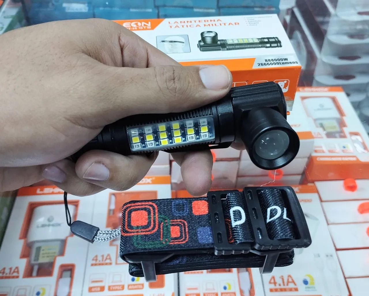 Lanterna tática LED de cabeça Leon DT-35 X90 - Foto 3