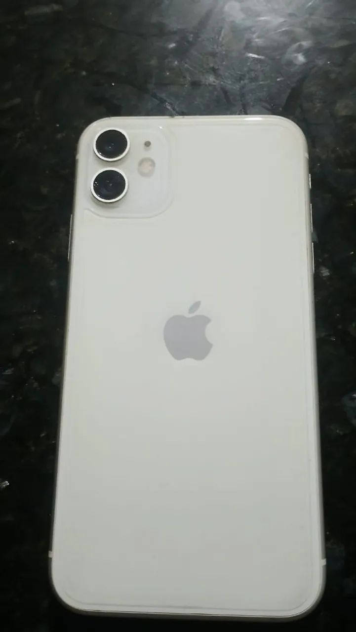 iPhone 11 White 