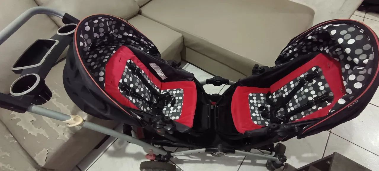 Vende se carro de bebê gêmeos - Foto 5