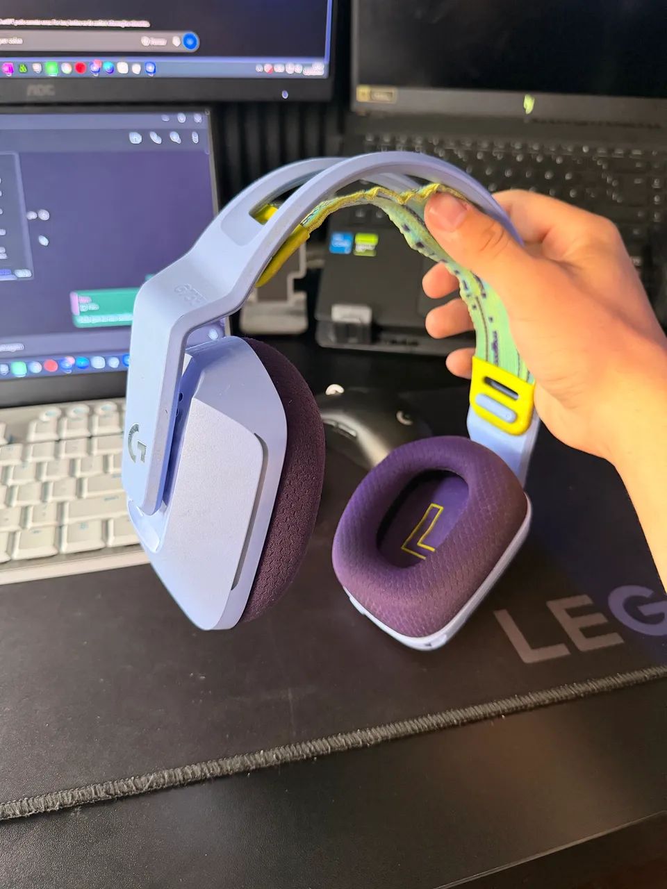 HEADSET LOGITECH G733 Lilás PERFEITO ESTADO  - Foto 3