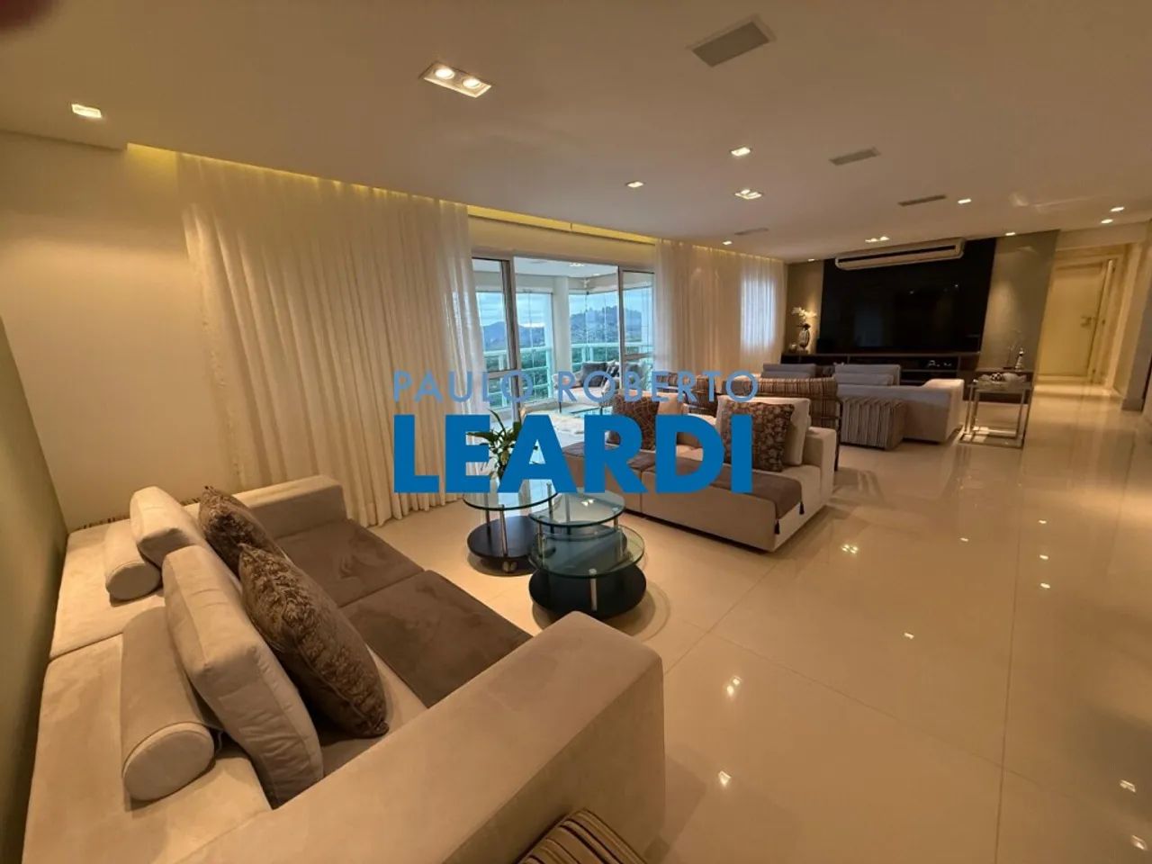 APARTAMENTO - TAMBORÉ - SP