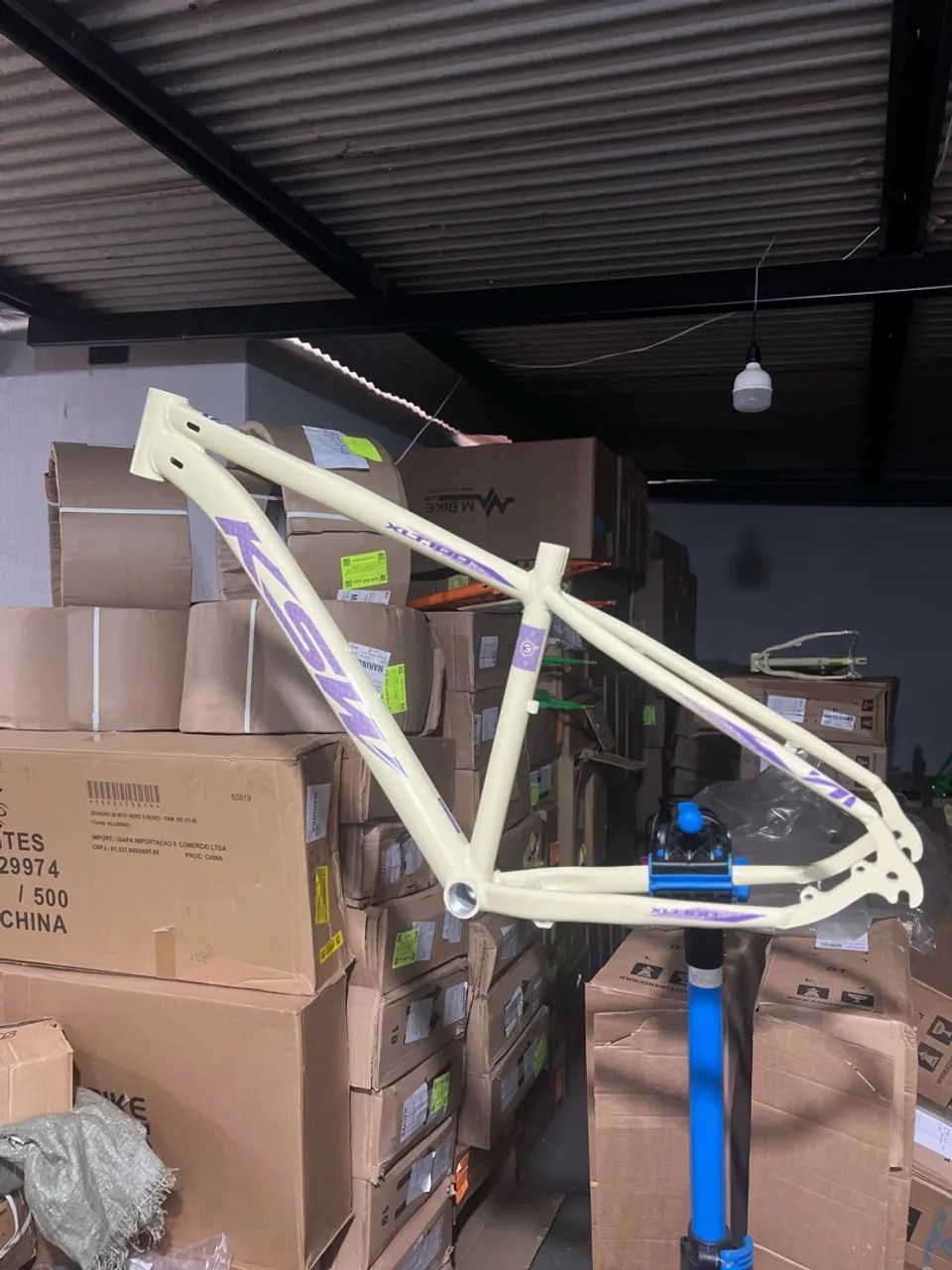 QUADRO DA KSW NOVO COR BEGE COM ROXO - Foto 3