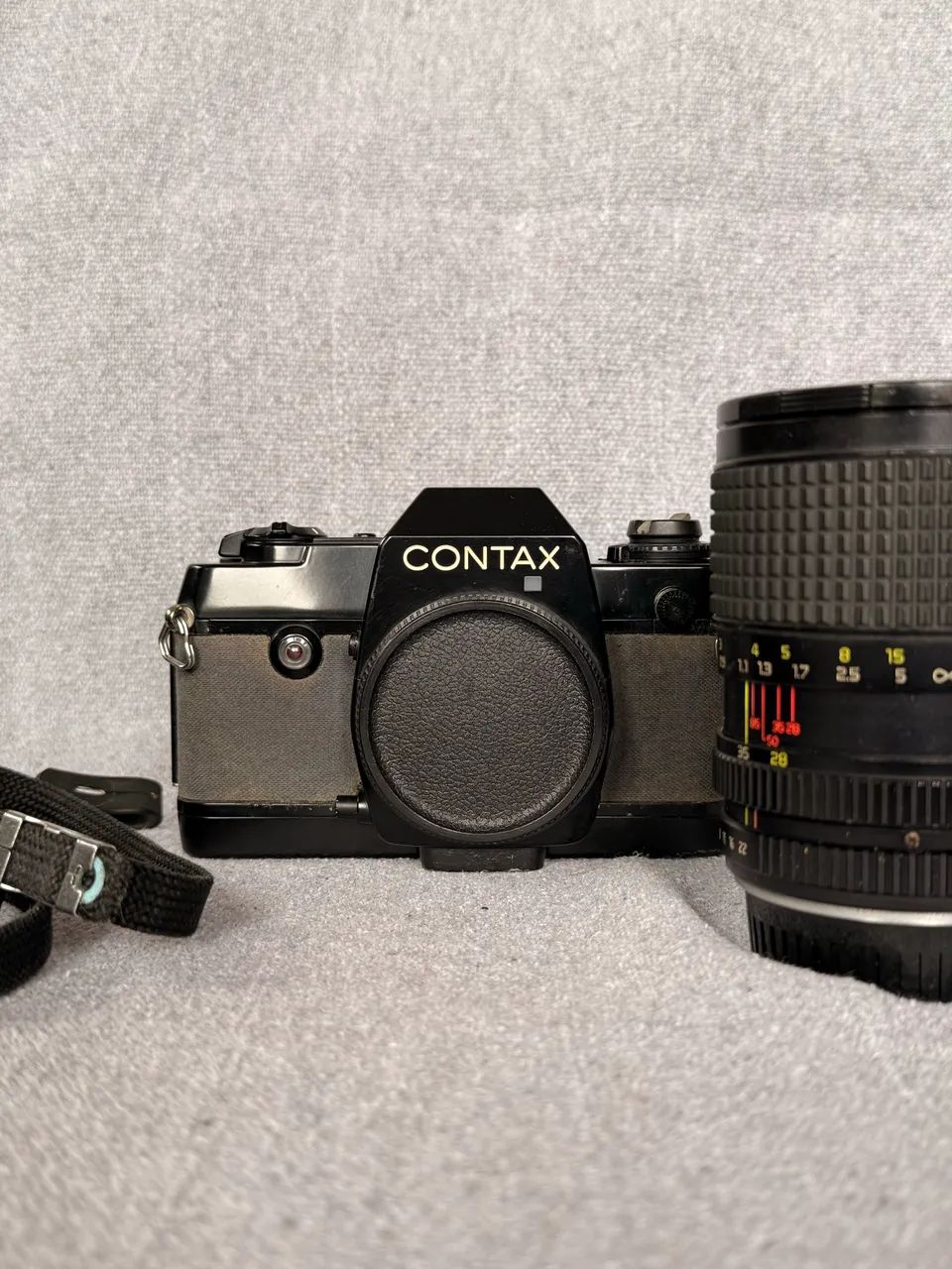 câmera contax 137 md quartz + lente tokina 28-85mm - Câmeras e