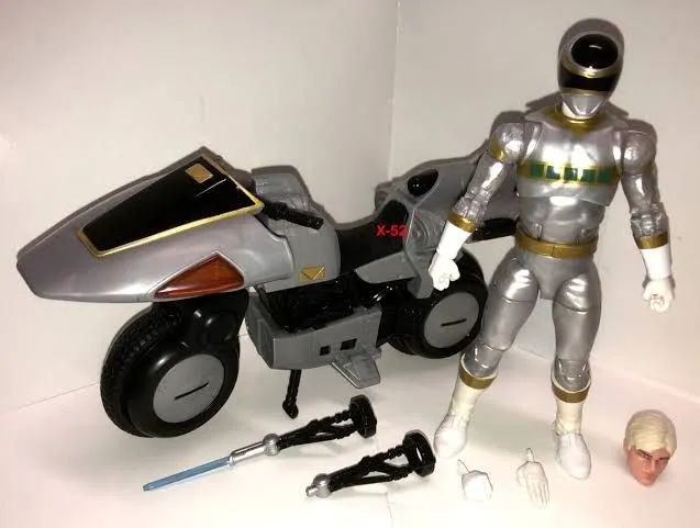 Vendo Power Ranger prata lightning collection