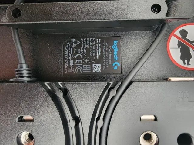 Volante com Pedal Logitech G923 - Foto 5