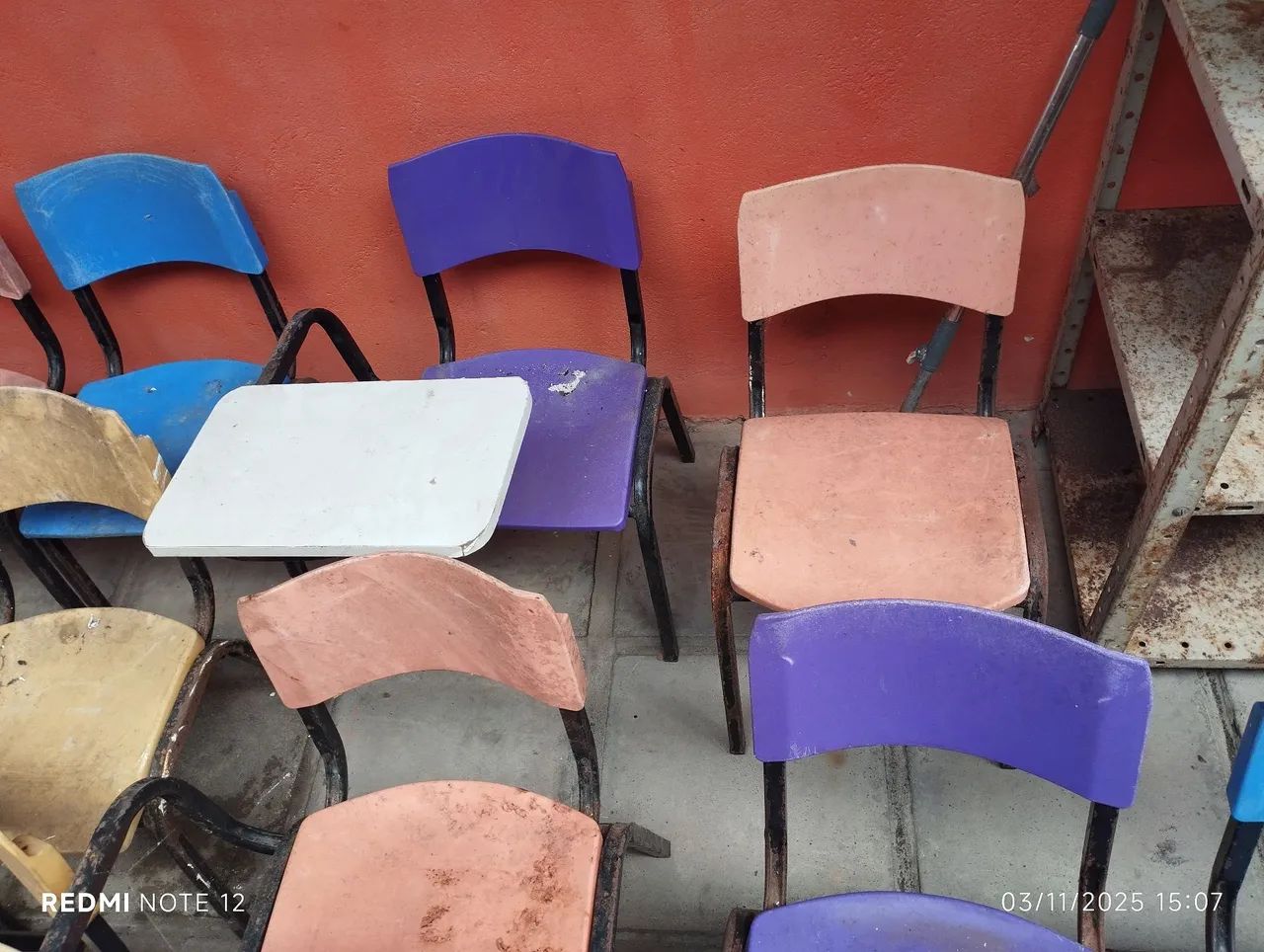 Cadeiras para escola 