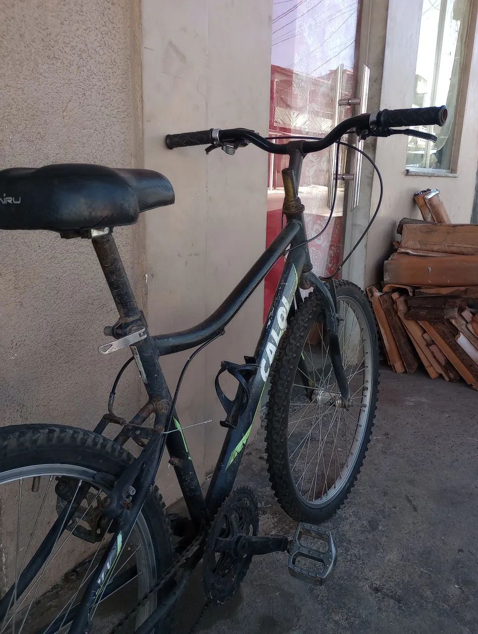 Vendo bicicleta boa para trabalhar e usar - Foto 5