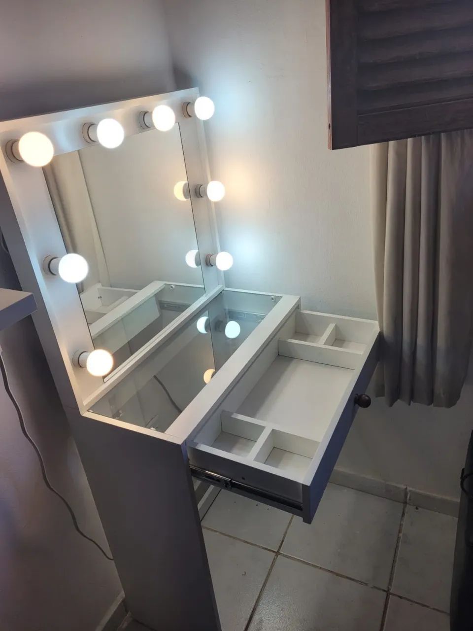 Penteadeira camarim 70cm pé bocal - Foto 2