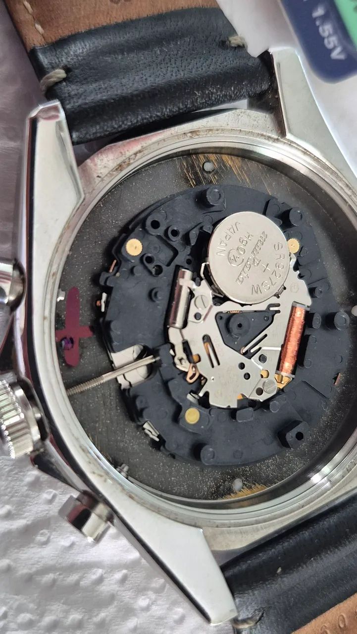 Troca bateria de relógio e ajuste pulseiras - Foto 2