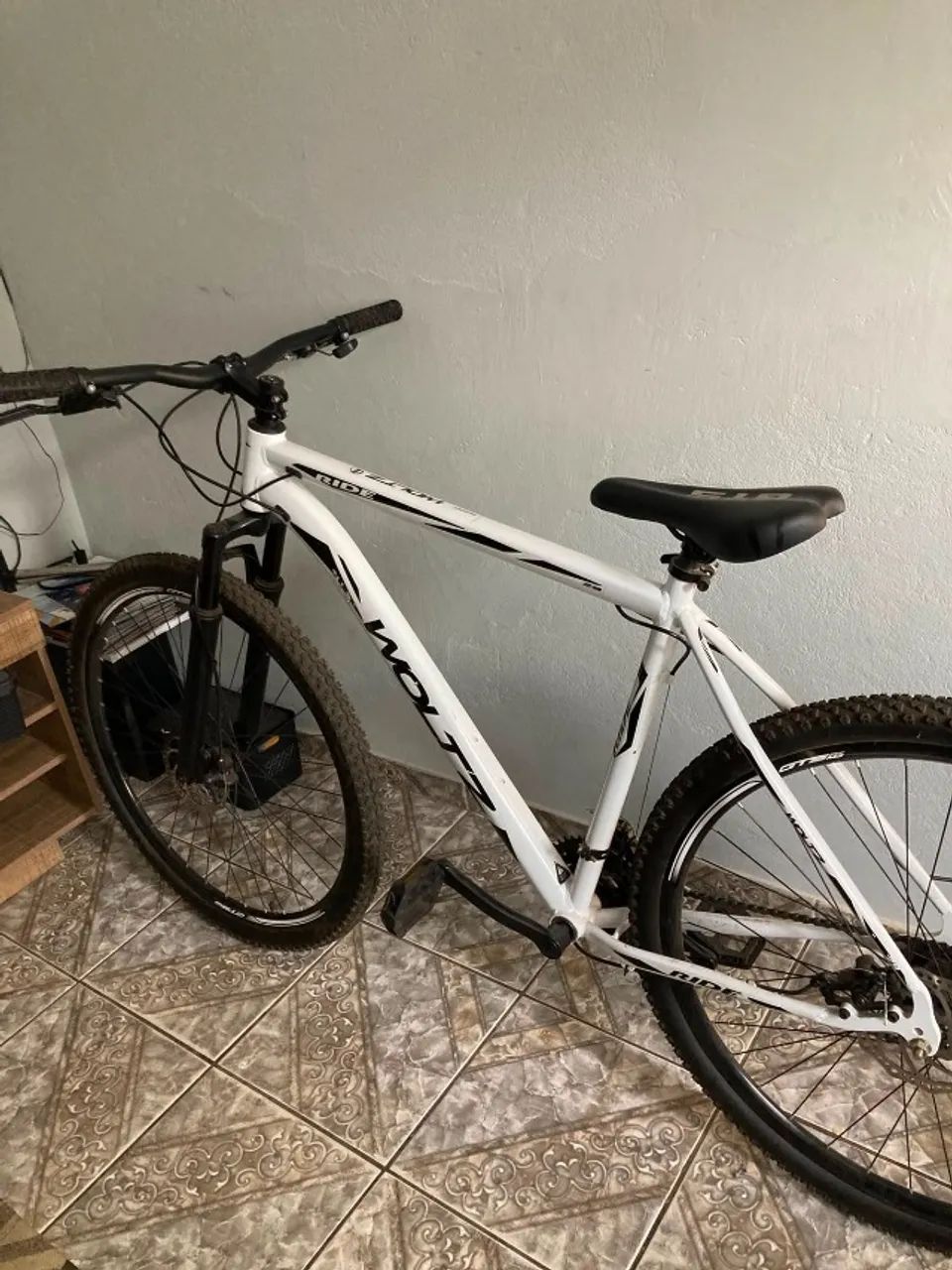 Bicicleta Aro 29 semi nova - Foto 4