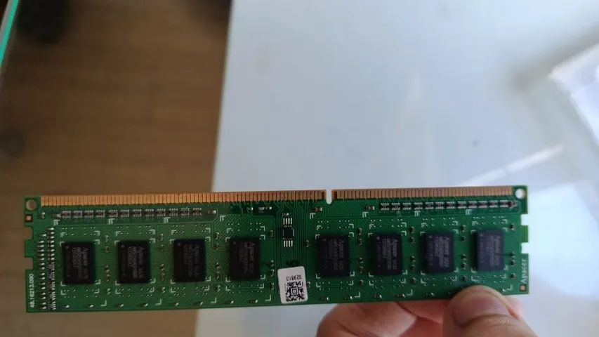 Memória RAM 2 GB - DDR2