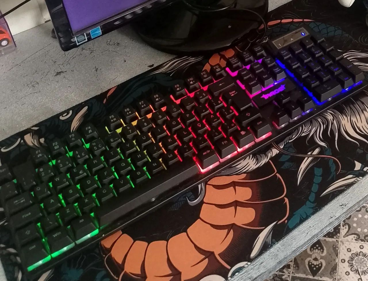 Teclado gamer 