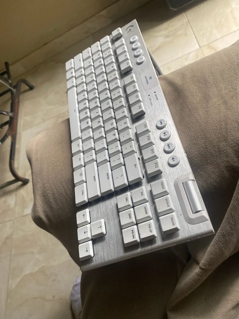 Teclado magnético logitch g915 tlk - Foto 2