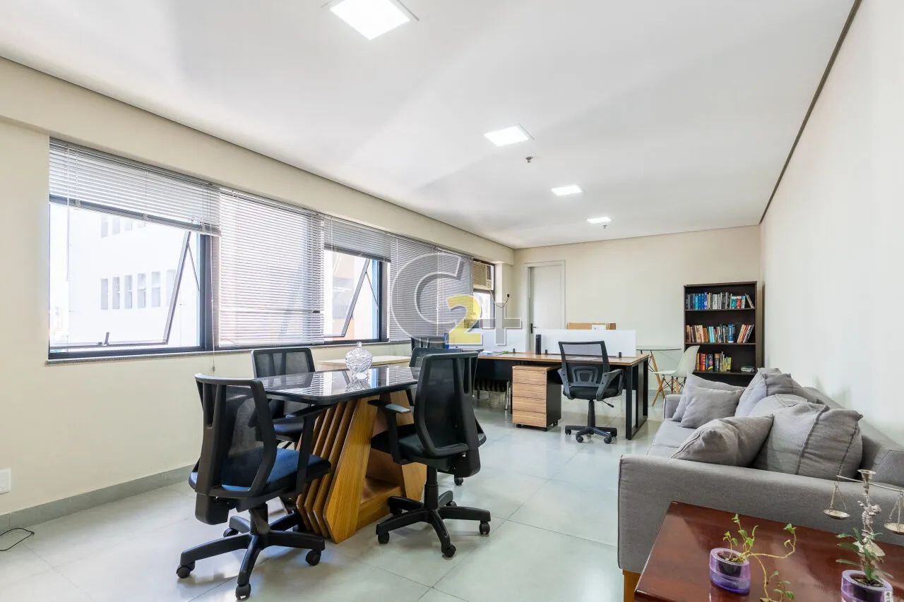 Sala Comercial a Venda na Barra Funda - 1 sala e 1 vaga