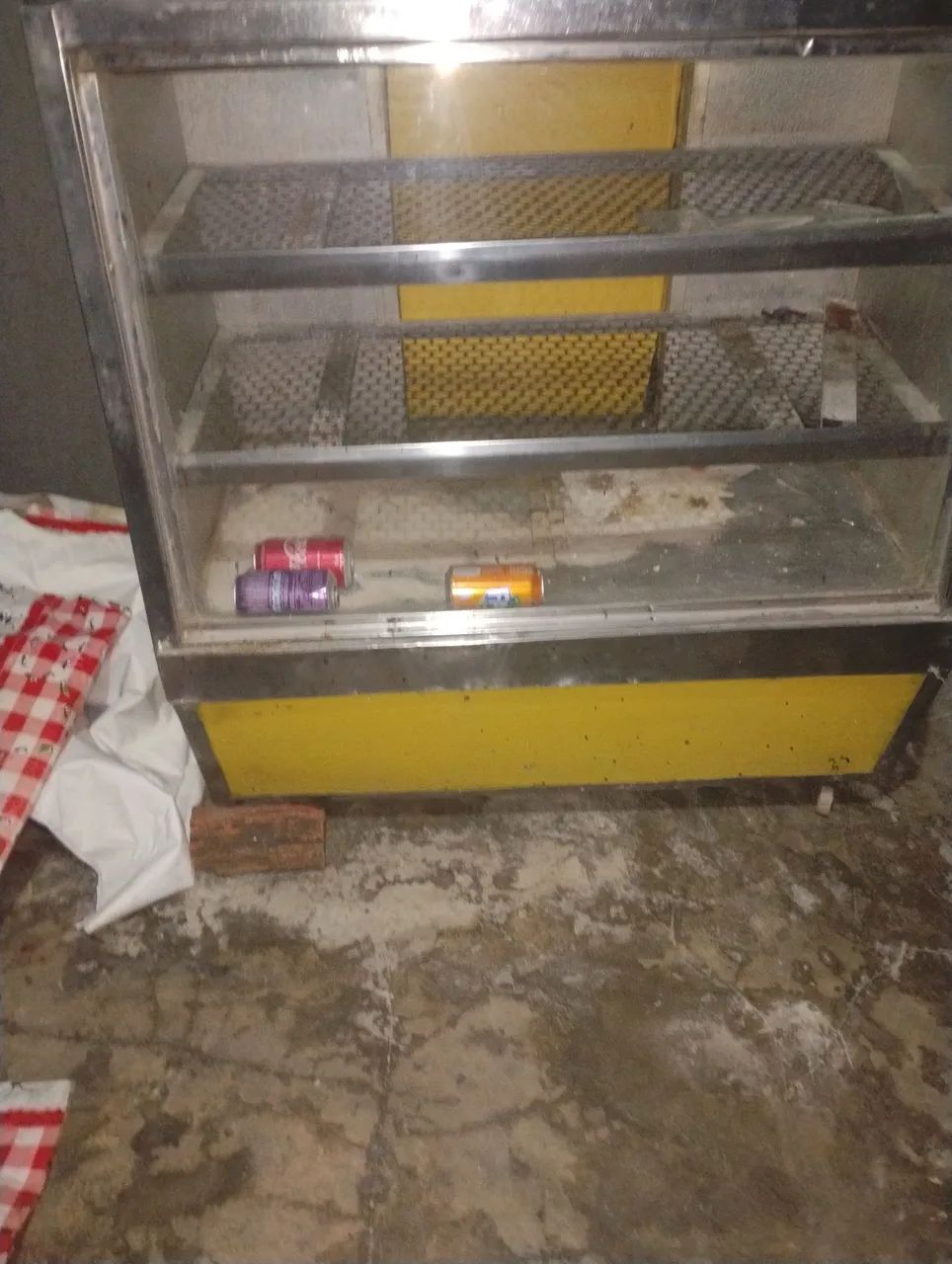 Vitrine para reformar