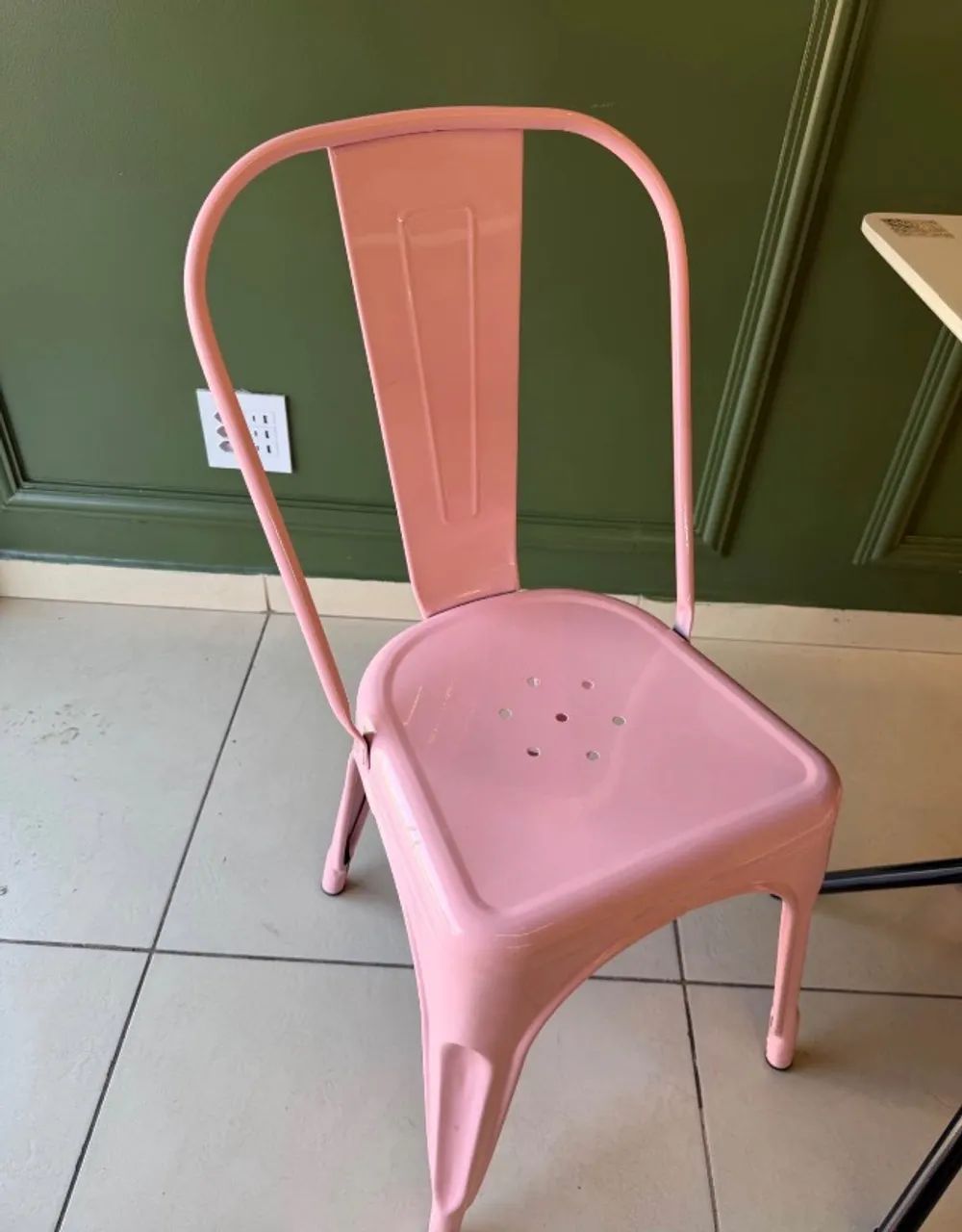6 Cadeiras de aço rosa - Foto 3