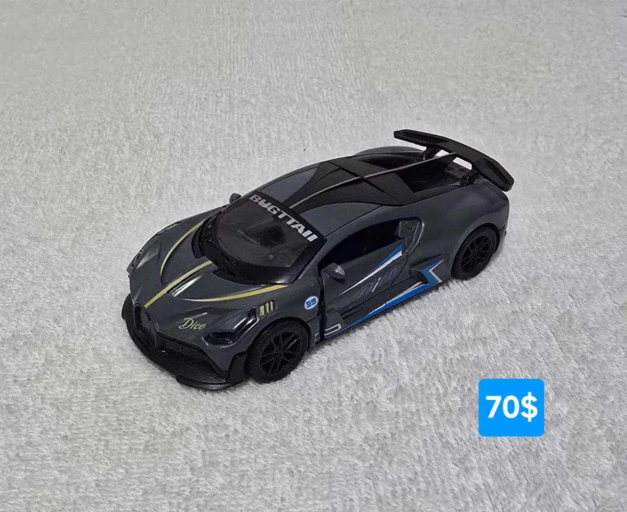 Carrinho miniatura Bugatti Divo 