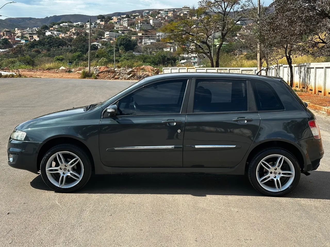 Fiat Stilo Dualogic 1.8 Flex 8V 5P 2010 - Foto 5