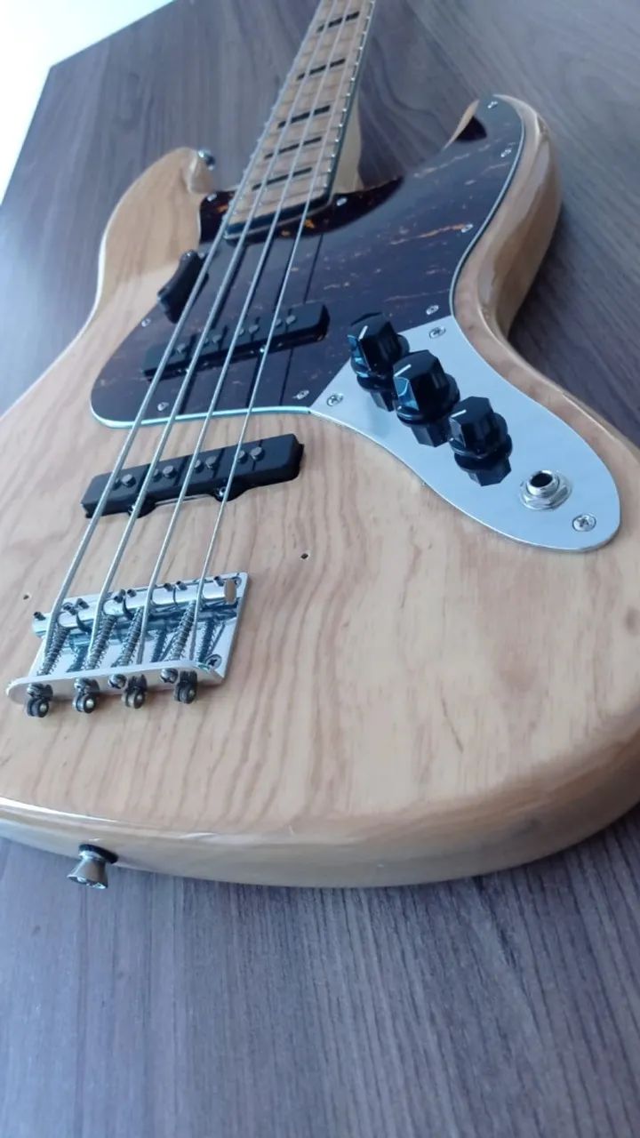Baixo SX com Caps Fender - Foto 5