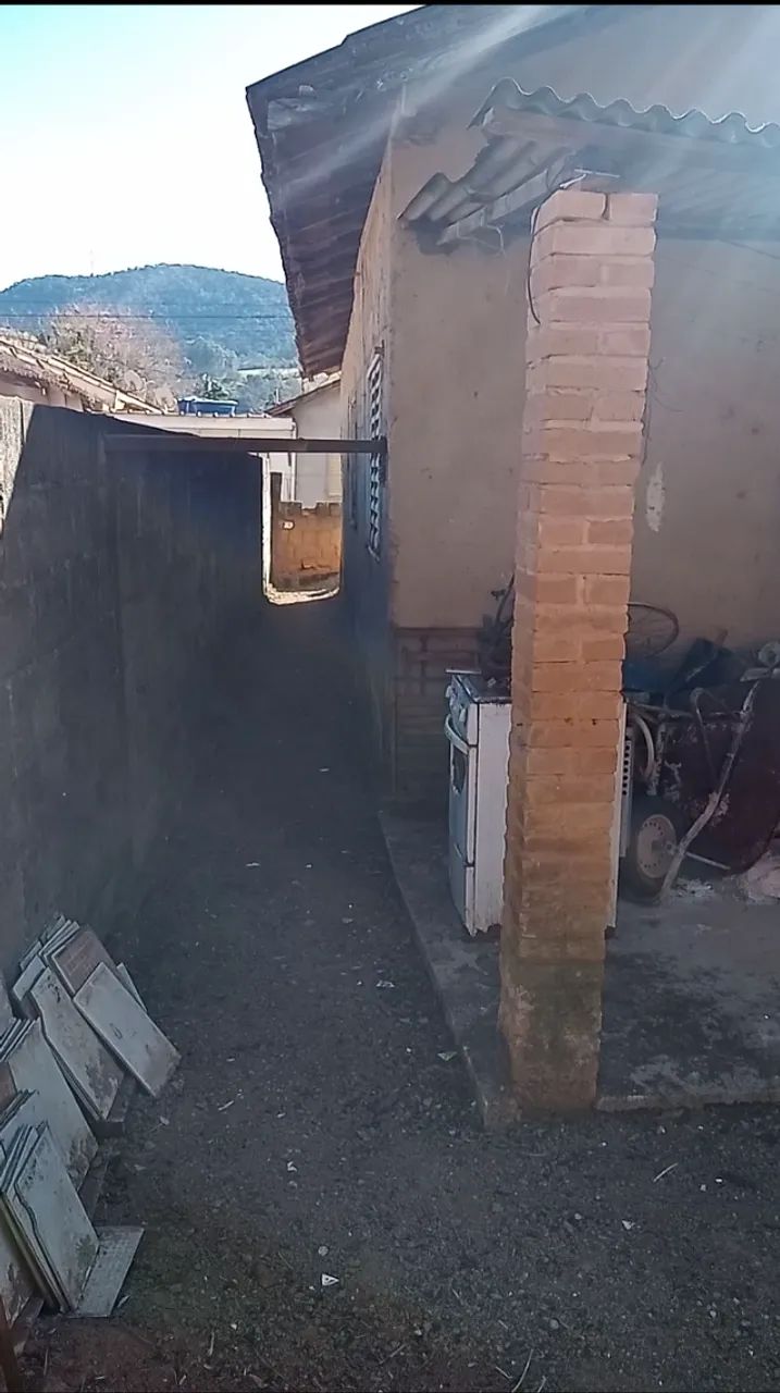 Vende-se Casa No Interior De Minas Gerais - Foto 3