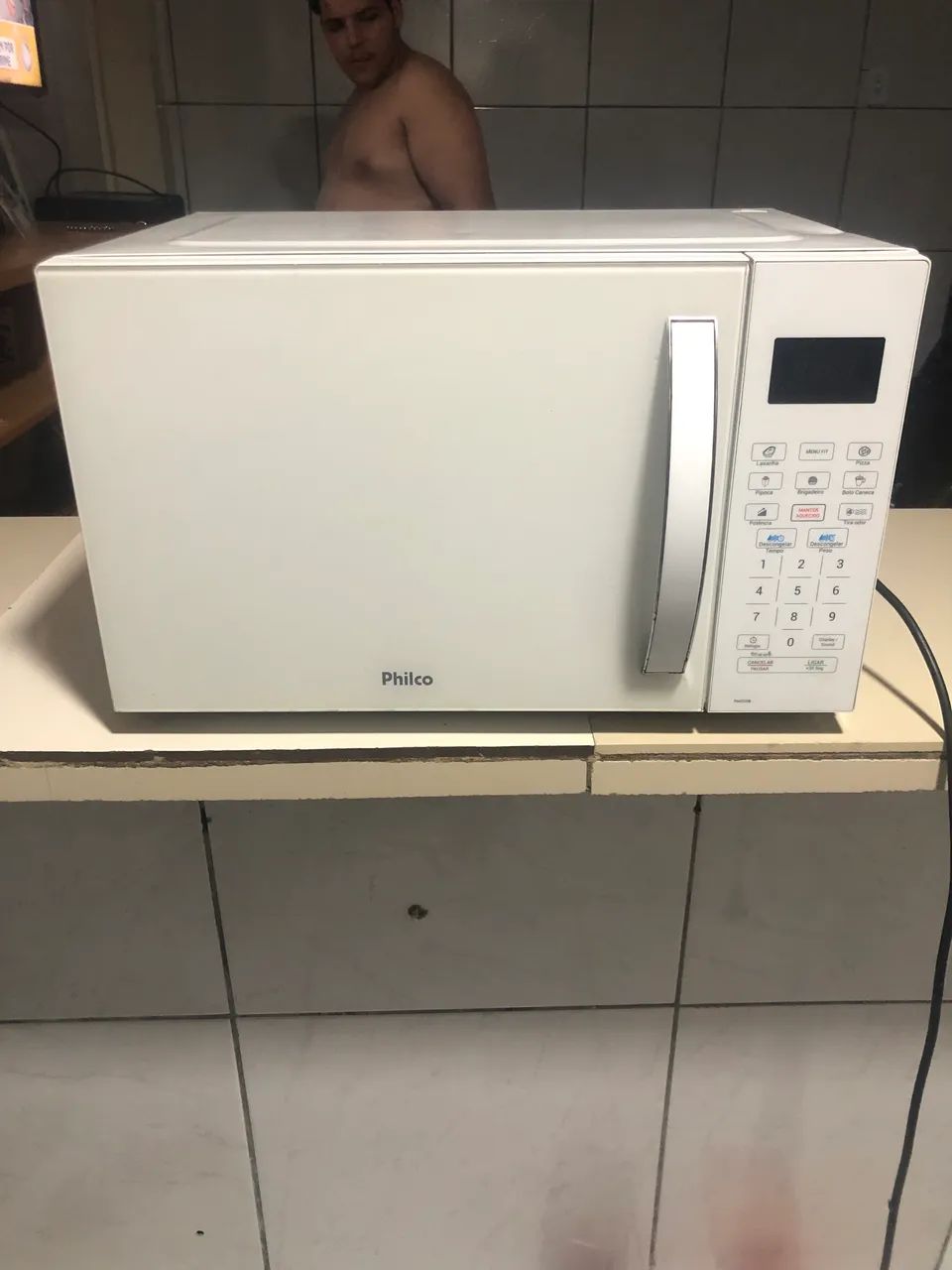 Micro ondas com defeito