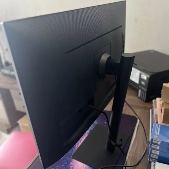 Monitor Samsung ViewFinity S6 27 QHD 100Hz USB-C 90W - Foto 2