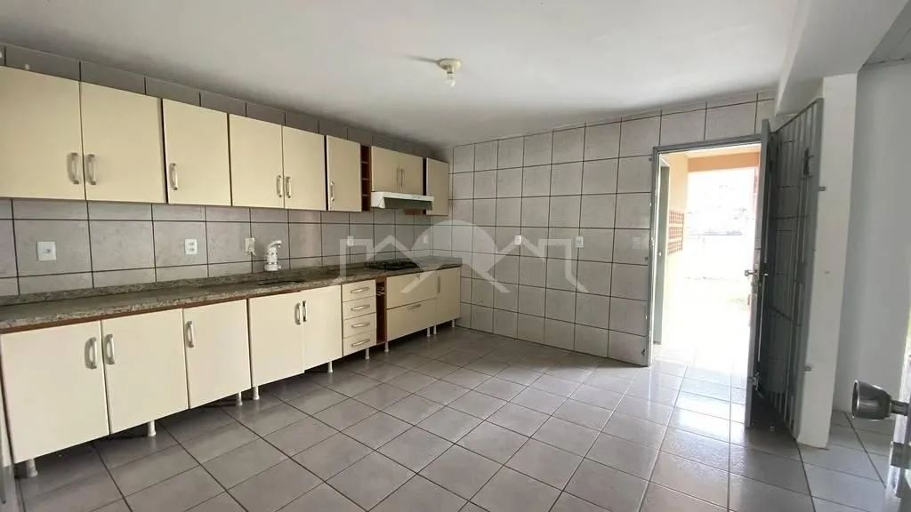 CASA COM 03 DORMITÓRIOS NO BOEHMERWALD! - Foto 4