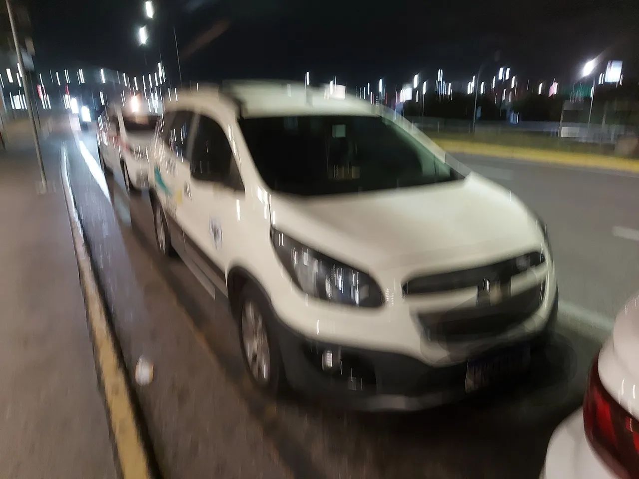 Chevrolet Spin SPIN ACTIV 1.8 8V Econo. Flex 5p Aut. 2016