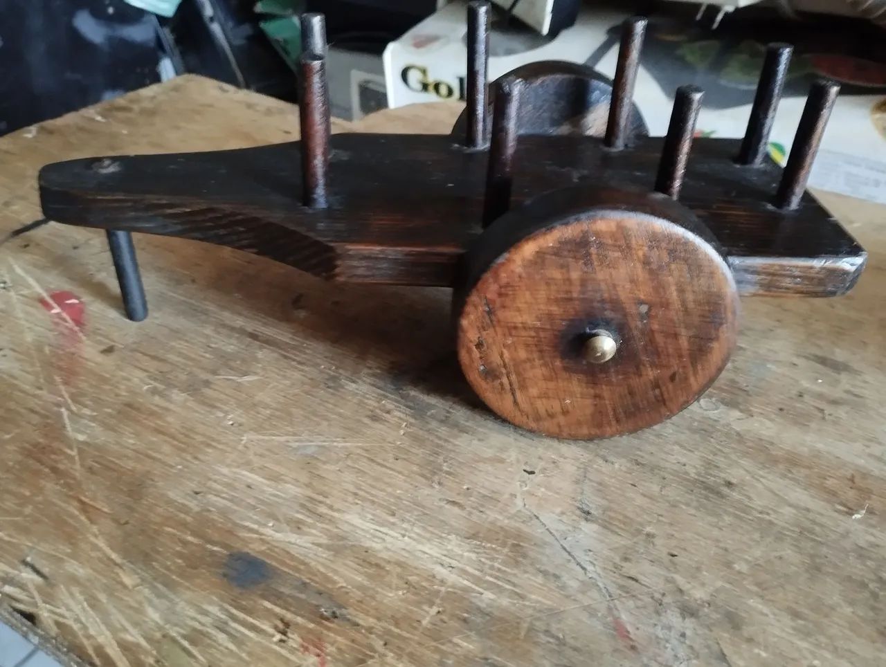 Mini carro de boi antigo madeira maciça. - Foto 4