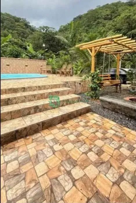 CHÁCARA COM PLAYGROUND & 3SUITES