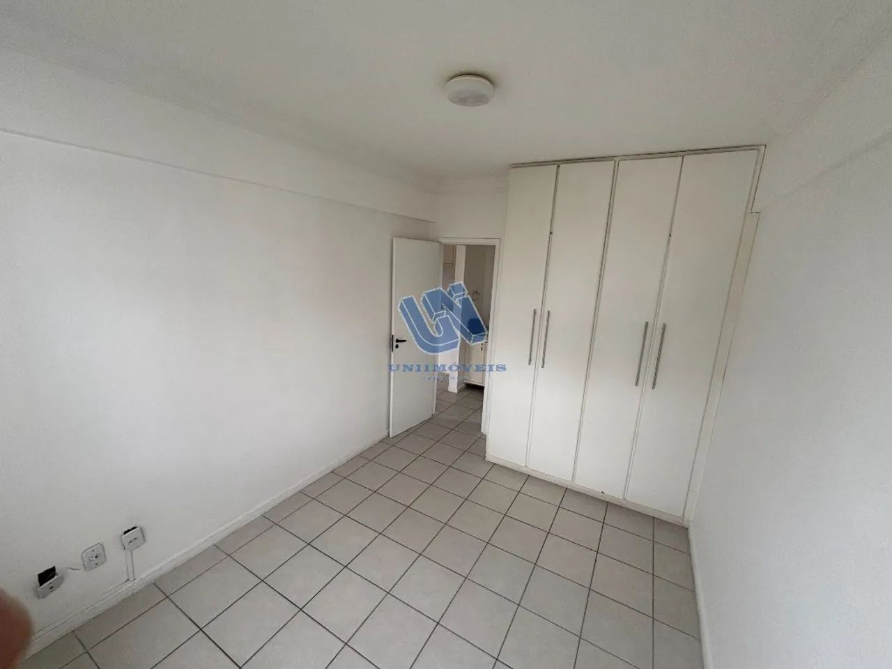 Apartamento quarto e sala com varanda 50m2 no Caminho das Arvores - Foto 9