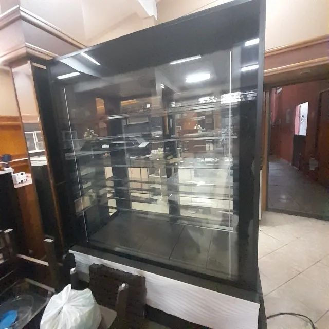 Vitrine de doces refrigerada  - Foto 2