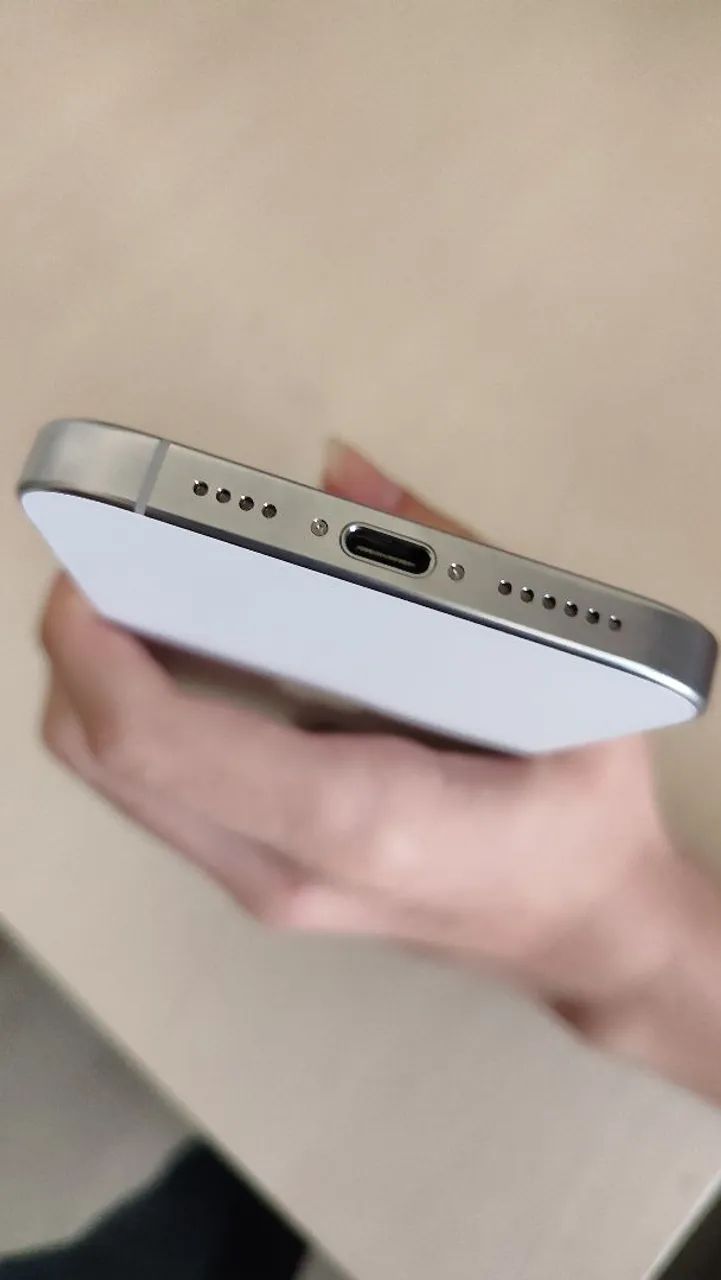 iPhone 16 Pro Max 256 gb 96% - Foto 4