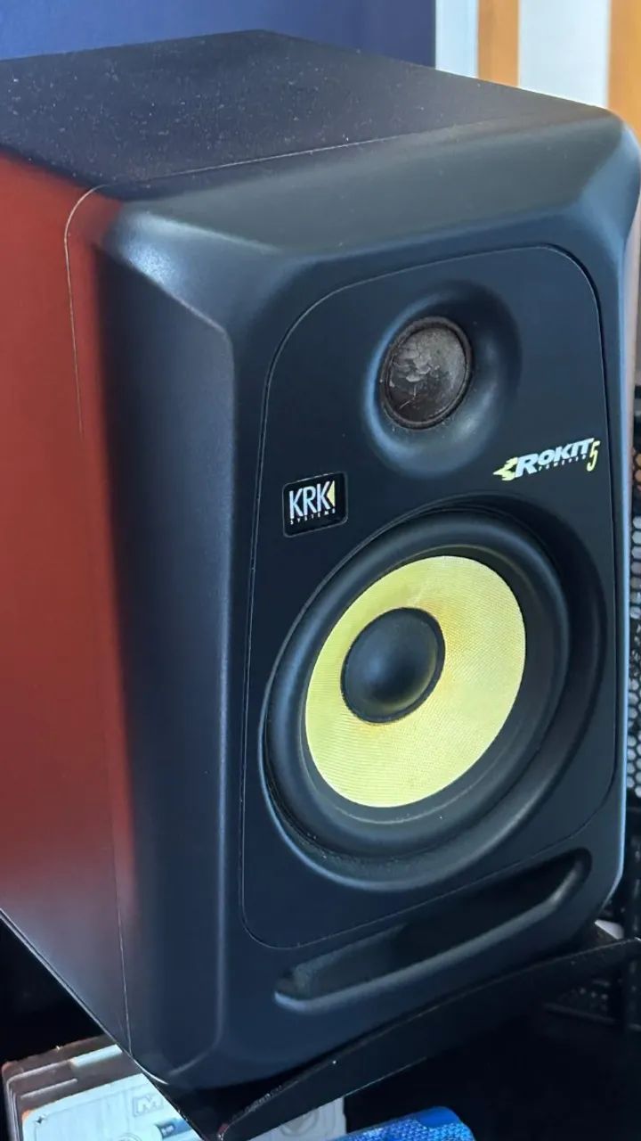 MONITORES DE ESTUDIO KRK ROKIT 5 G3