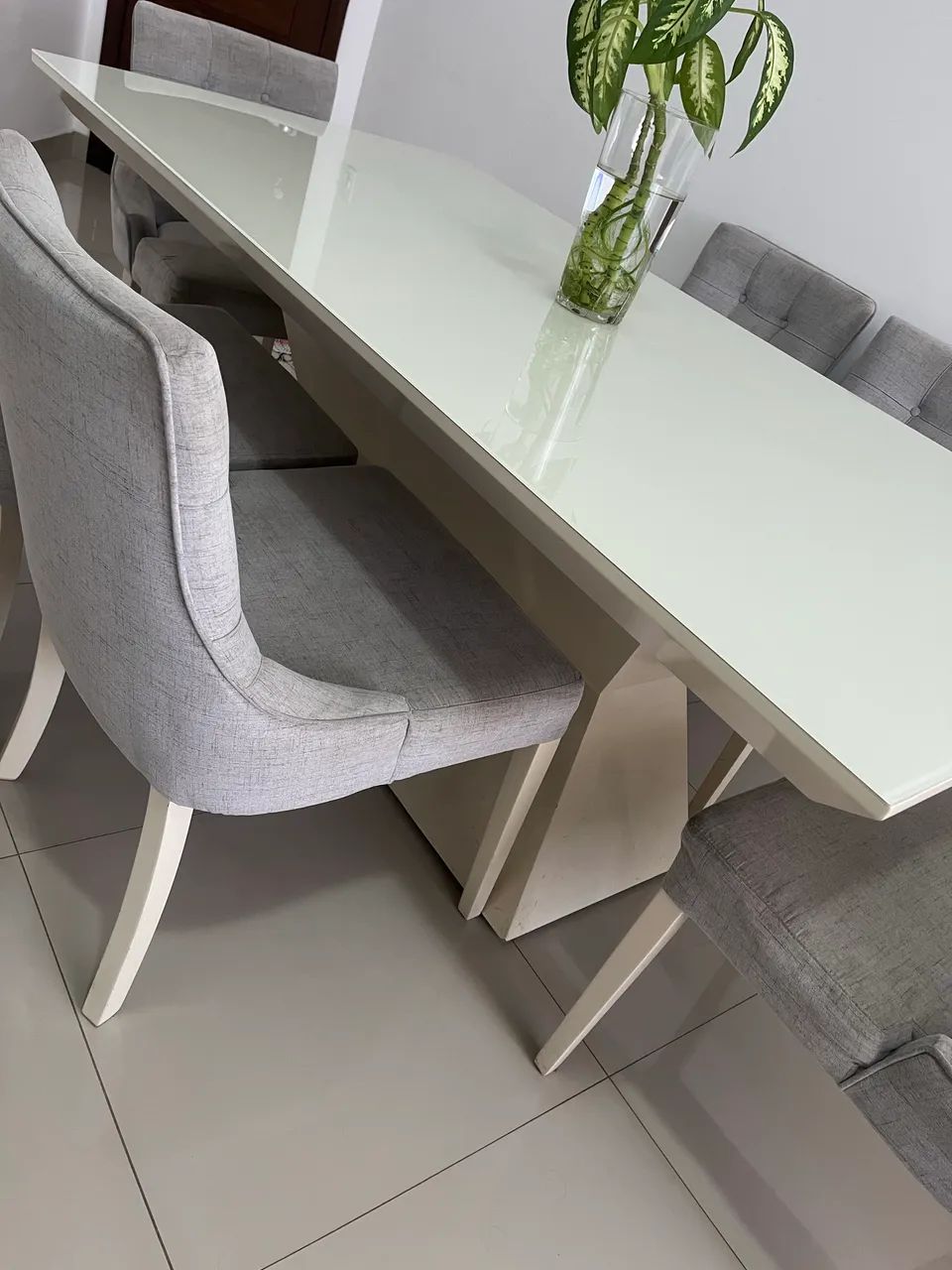 mesa de jantar com 6 cadeiras - Foto 2