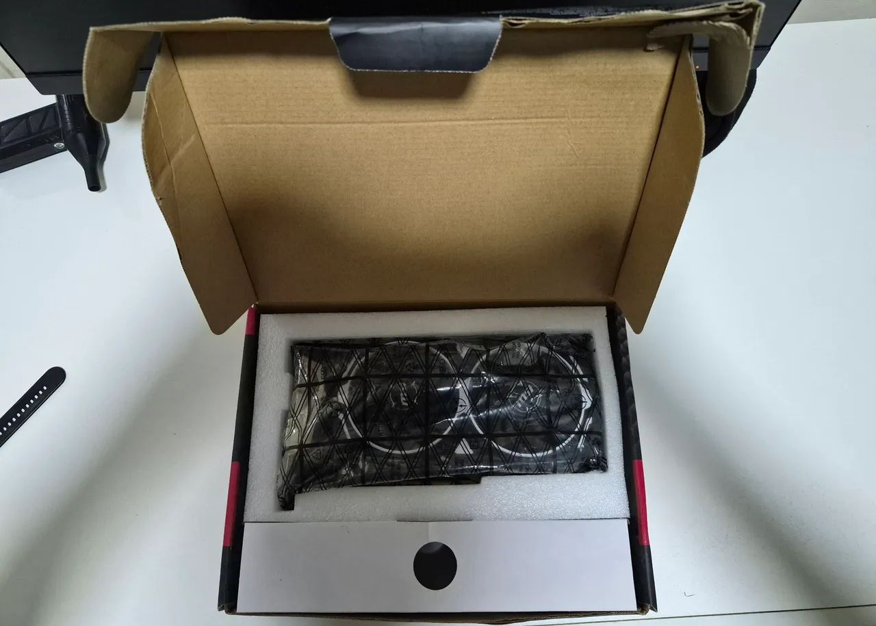 Placa de vídeo RX 570 8gb msi - Foto 4