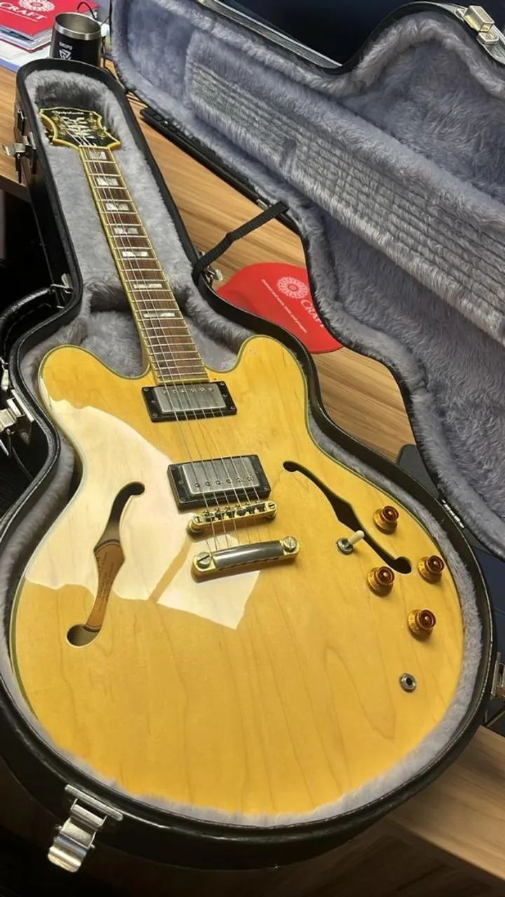 Guitarra Epiphone Sheraton