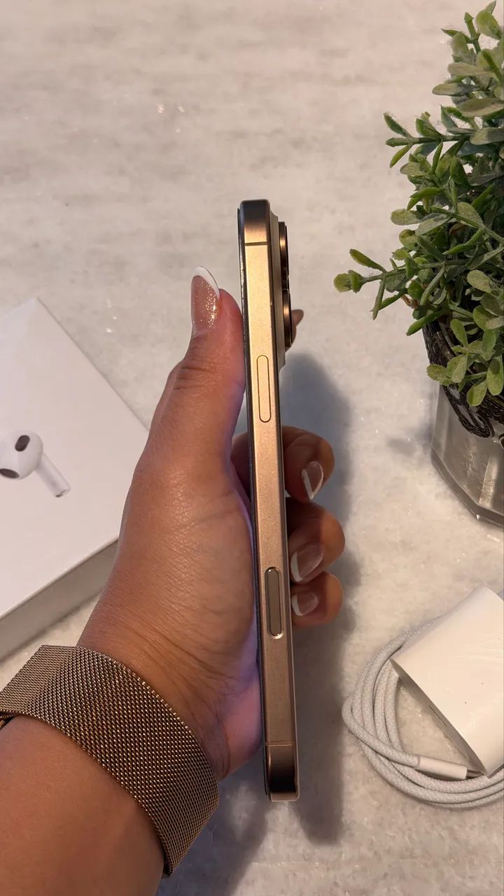 iPhone 16 Pro Max 256gb IMPECÁVEL PEGO SEU USADO - Foto 4