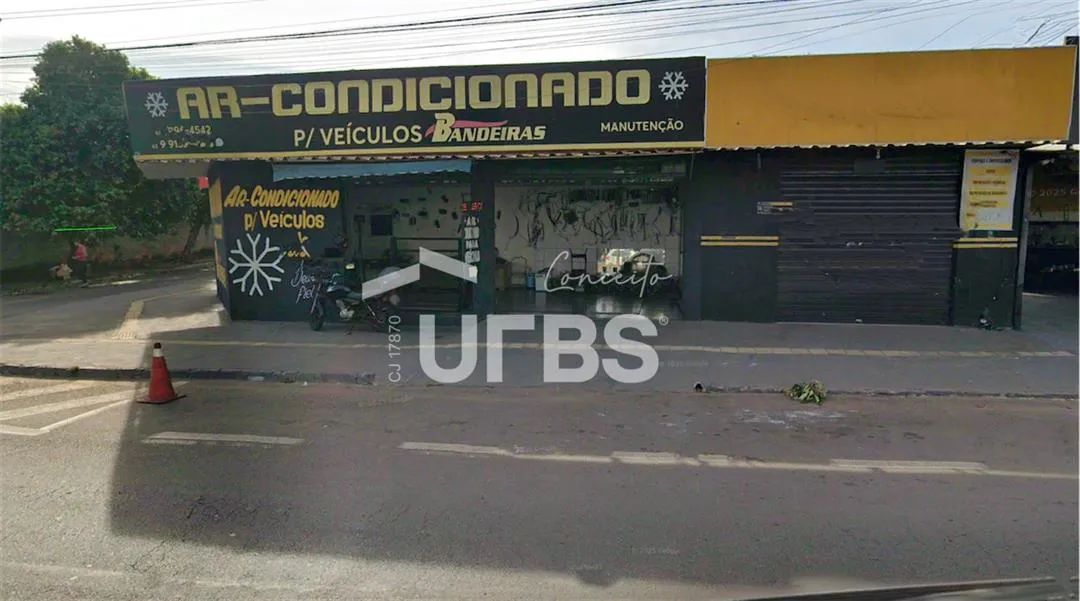 Imóvel comercial de esquina