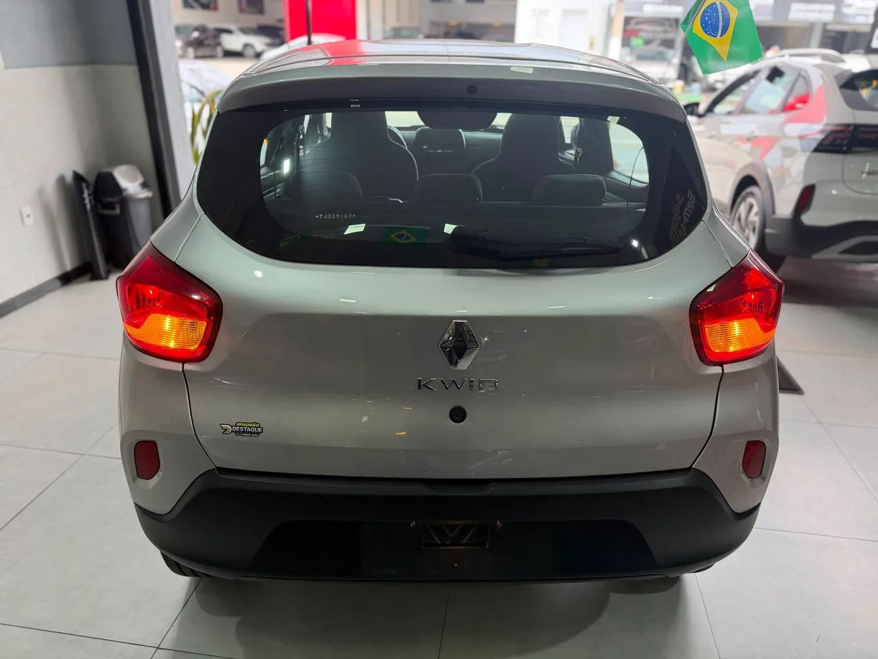 Renault Kwid Zen 1.0 Flex 12V 5P Mec. 2026 - Foto 5