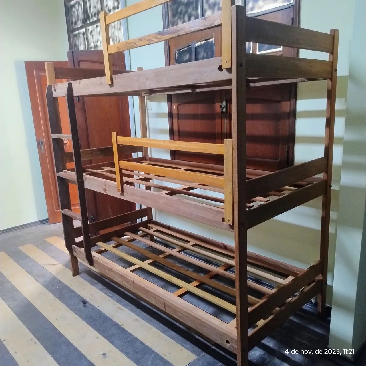 Mobiliário Triliches em madeira de lei  - Foto 2