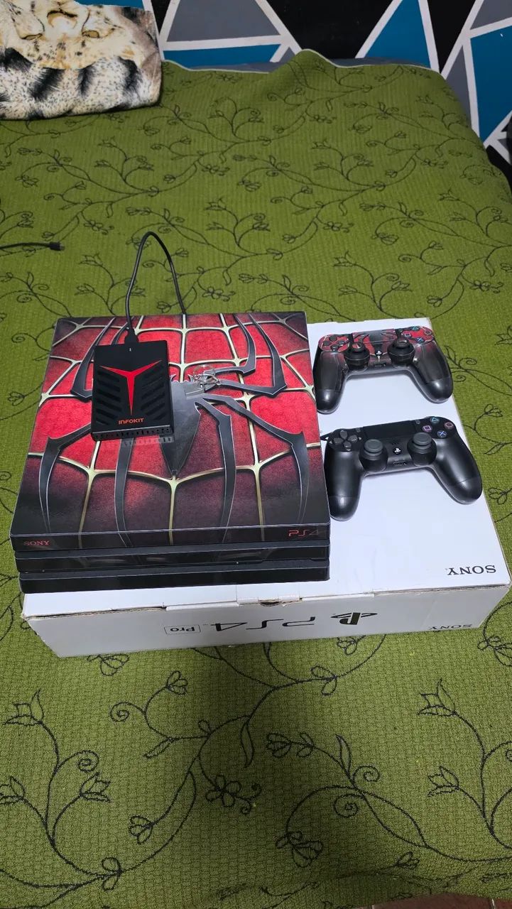 Playstation ps4 pro 1Tb desbloqueado