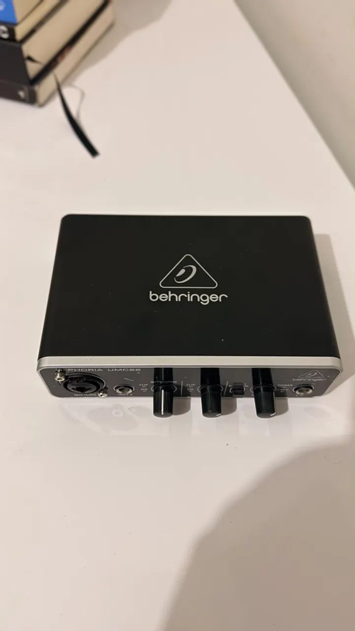 Interface de áudio Behringer  - Foto 2