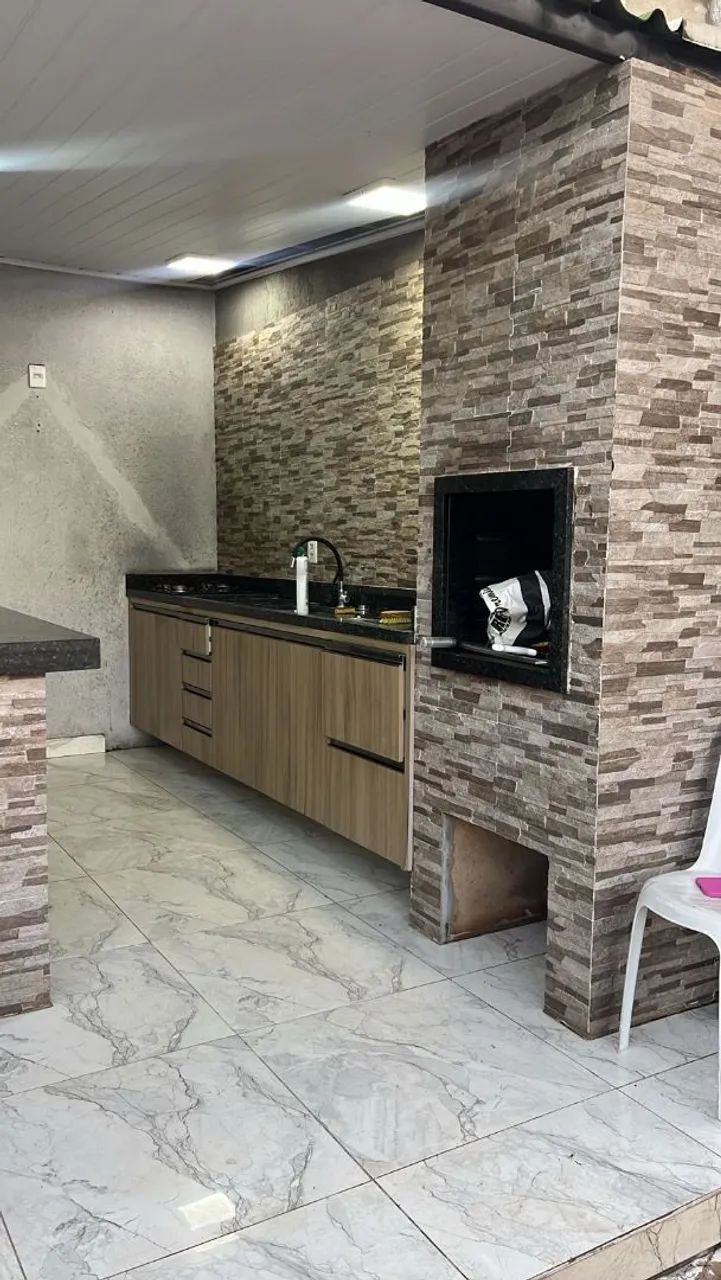 CASA COM SAL ÃO COMERCIAL  - Foto 2