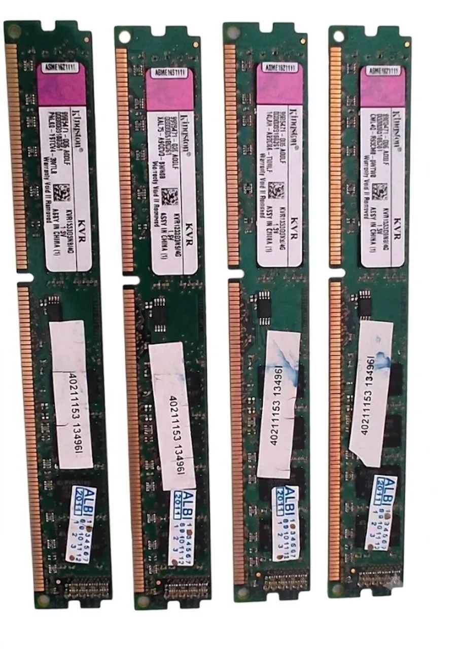 Memória Kingston Ddr3 16gb (kit 4x4gb) 1333 Mhz Desktop KVr1333d3n9/4g (Usado)
