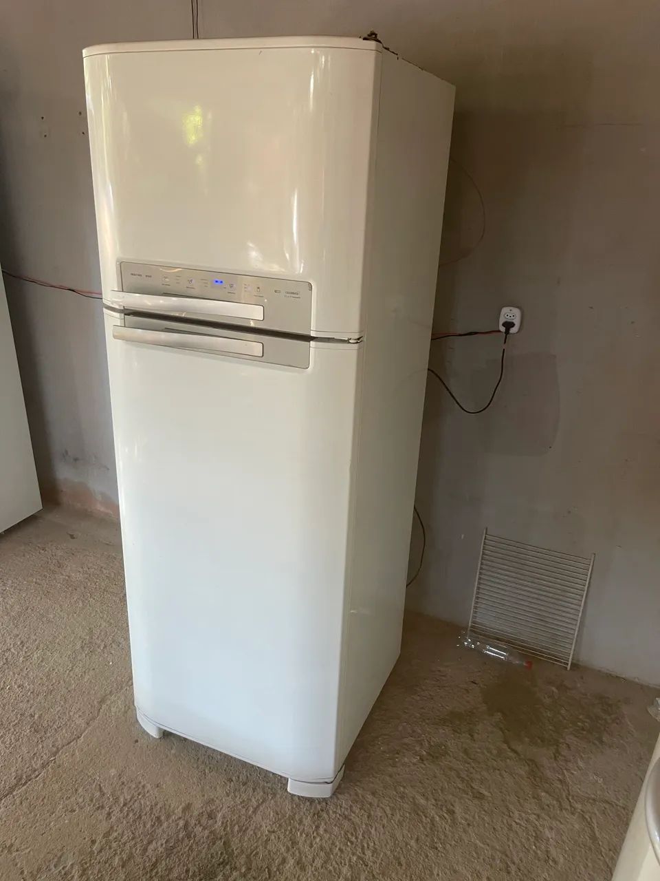 Geladeira Electrolux DF 50 frosfree  - Foto 3