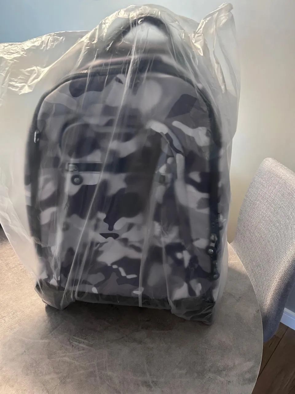 Mochila Kipling Original de rodinhas 