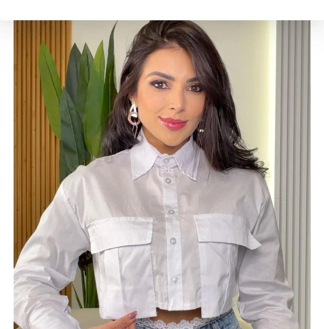 Vendo Cropped Camisa Tricoline <br>Cor:Branco - Foto 2