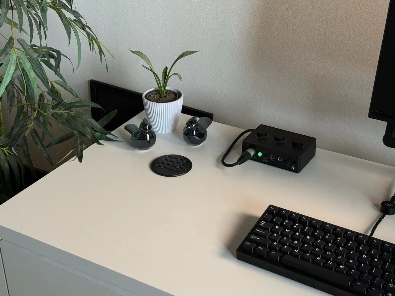 Mesa dois Gaveteiros para setup - Foto 5